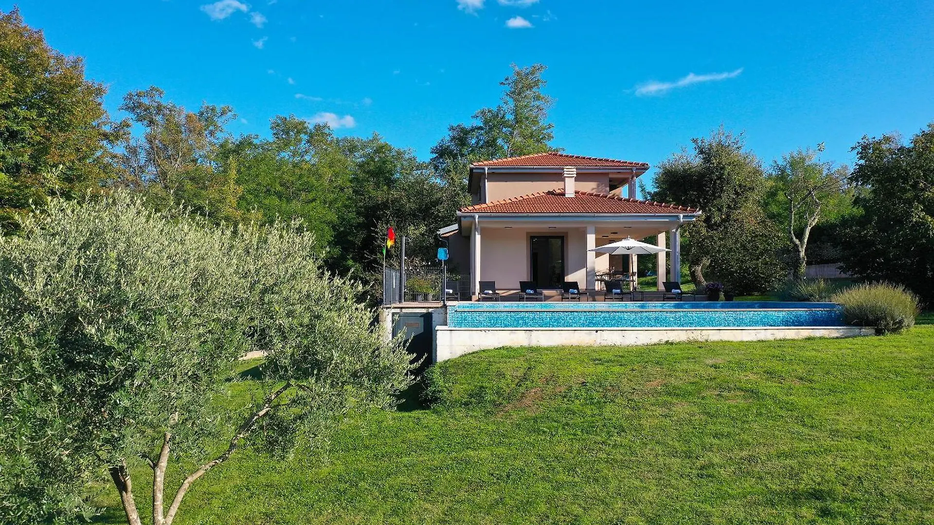 Villa Marconi Potpican 0*,  Croatia