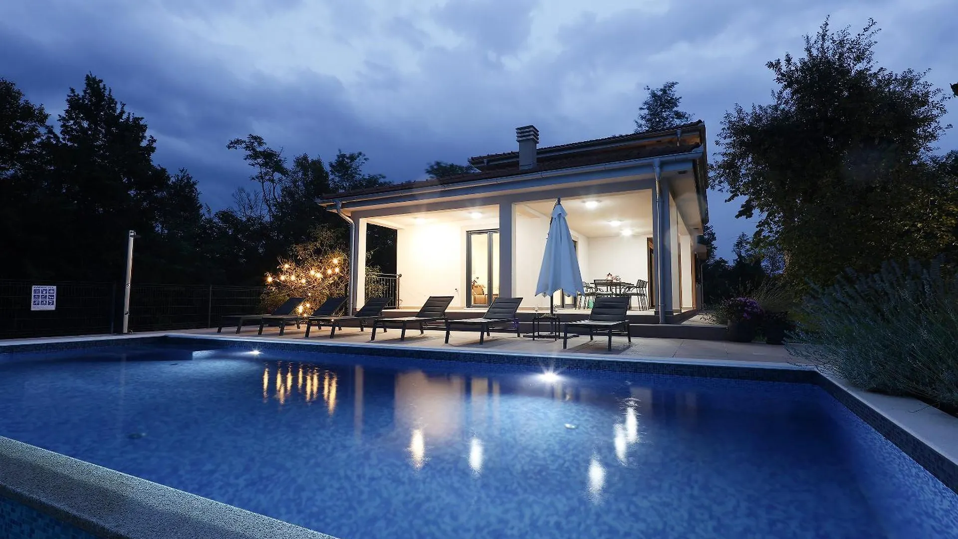 Villa Marconi Potpican 0*,  Croatia